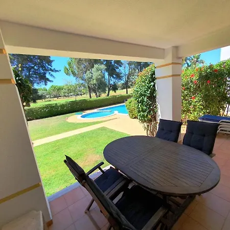 Ground Floor Laguna Golf Gem I Direct Pool & Garden Access Daire Quarteira